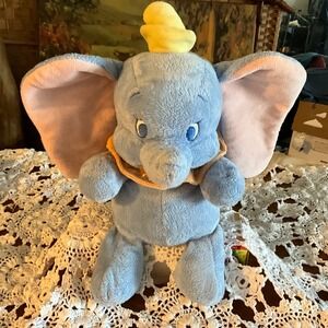 Vintage Disney Dumbo Plush Stuffed Yellow Hat 2005 The Disney Store Authentic